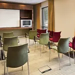 Holiday Inn Express Stevenage By Ihg 