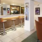 Holiday Inn Express Stevenage By Ihg 