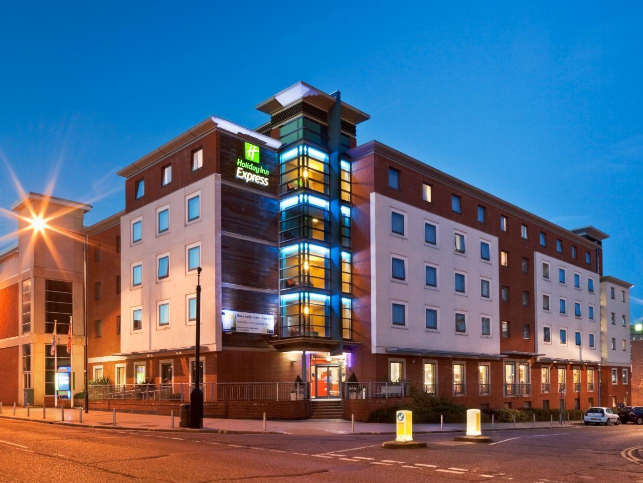 Express By Ihg Hotel 3*