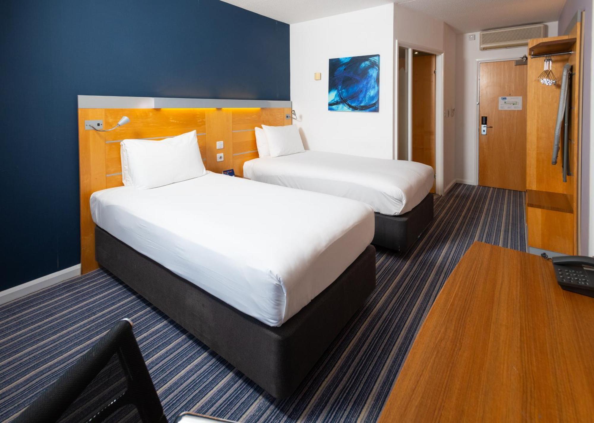 Hotel Express By Ihg 3*