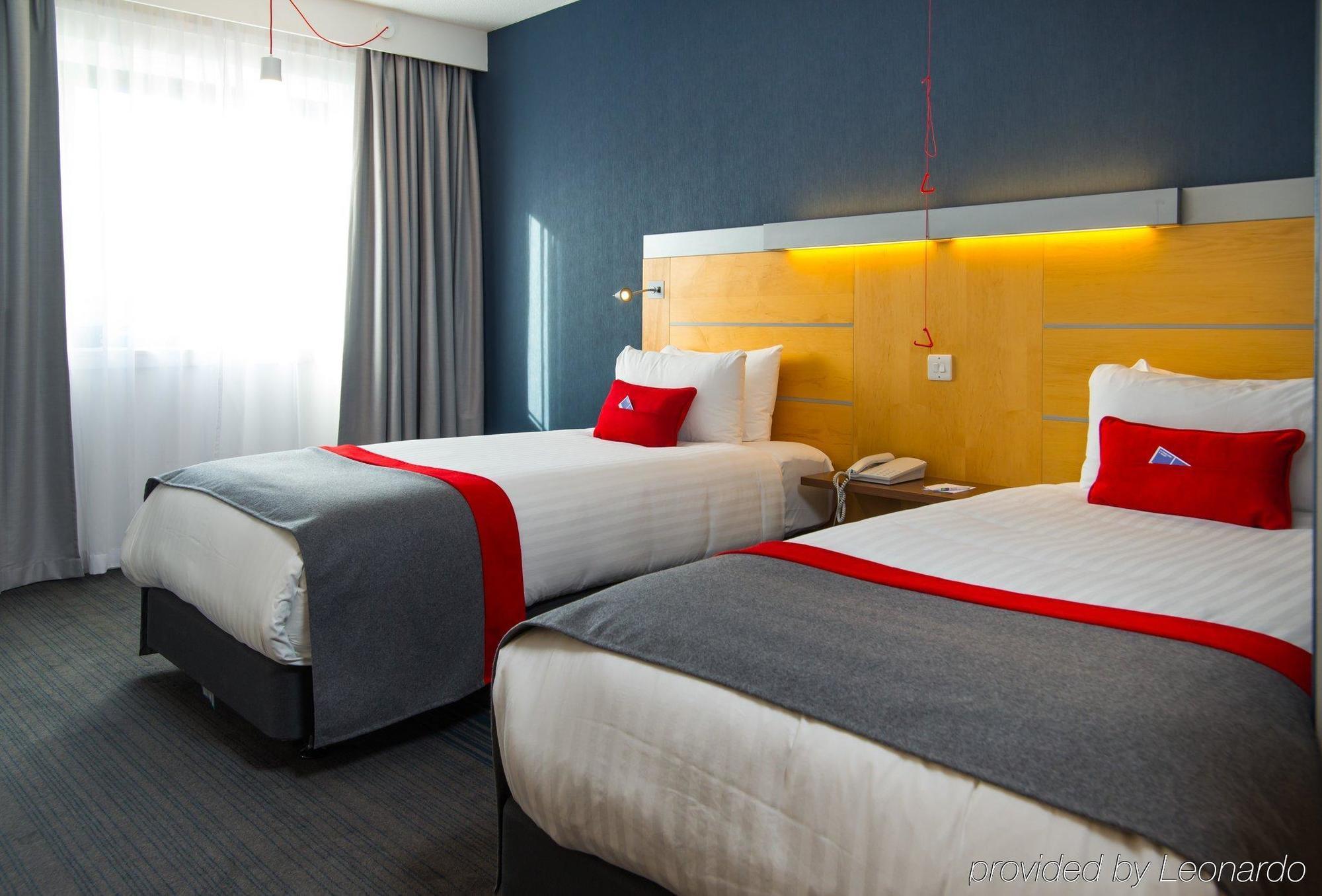 Express By Ihg 3*